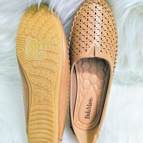 NEW!Cute! Comfortable! Flat Camel Loafers! - Picture 3 of 8